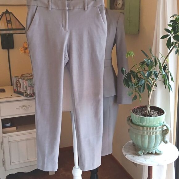 Express Three Piece Gray Women's Suit Set. Career. Professional. - Picture 5 of 16